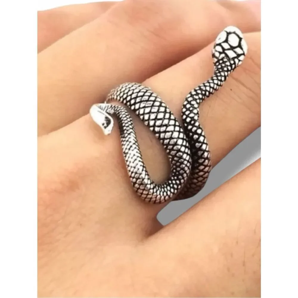 Antique Silver Heads Up Snake Wrap Ring 8 NWT Gothic Serpent Band